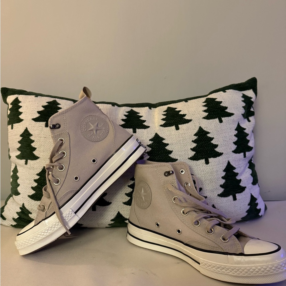Converse High-Top Sneakers - Papyrus/Papyrus/Egret